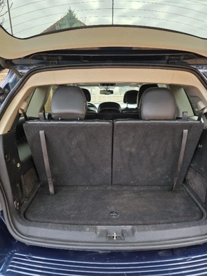 Suv 4 4 automata 7 locuri - imagine 7