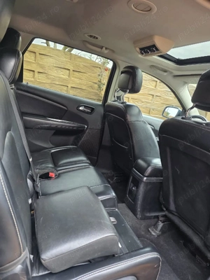 Suv 4 4 automata 7 locuri - imagine 8