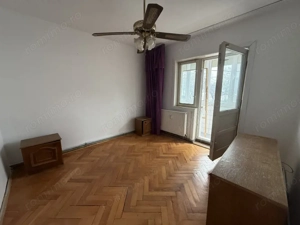 Apartament 3 camere, decomandat, etaj 1, ideal pentru investitie - Lipovei
