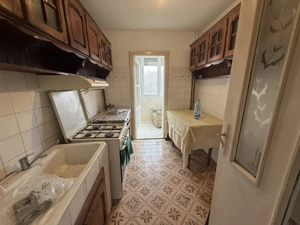 Apartament 3 camere, decomandat, etaj 1, ideal pentru investitie - Lipovei