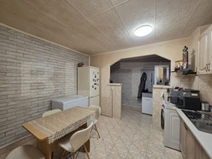 Apartament de vanzare, 55.36 mp, zona Micro 16 - imagine 6
