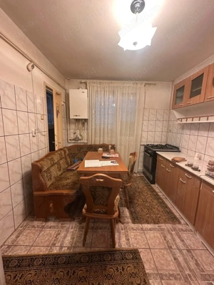 De vanzare apartament cu 3 camere și 3 debarale, mobilat și utilat 65.000euro - imagine 2
