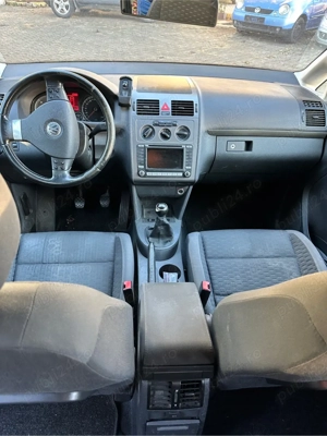 volkswagen touran - imagine 4