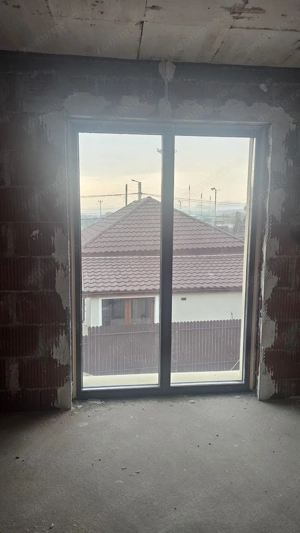 Casă P + 1, central, vis-a-vis de Stadionul Municipal - imagine 9