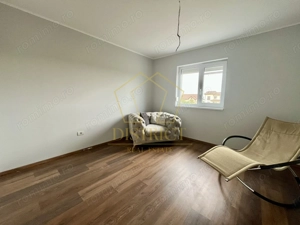 Duplex cu 5 camere despartit prin camera tehnica | Mosnita Noua - imagine 11