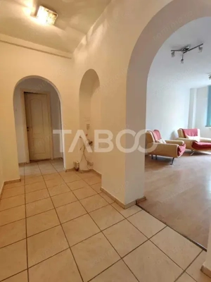 Apartament spatios cu 4 camere mobilat utilat 77mpu Milea Sibiu - imagine 10