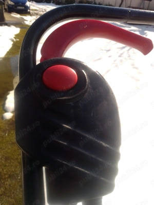 vând mașină de tuns gazon electrică Bosch arm 32  - imagine 2