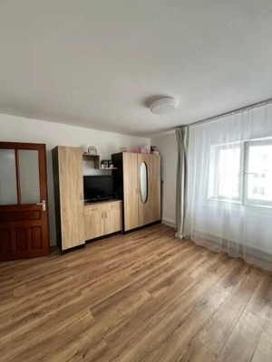 Garsoniera, etajul 2, zona Mihai Viteazul, Radauti