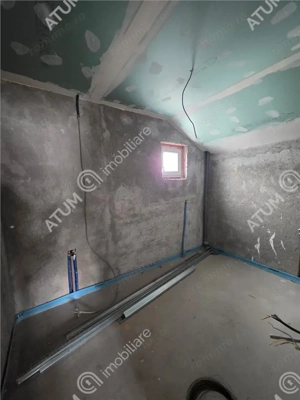 Casa cu 5 camere decomandate pe teren de 390 mp in Cisnadie Sibiu - imagine 12