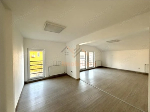 SPATIU DESTINAT BIROURILOR | CALEA ARADULUI | ORADEA - imagine 2
