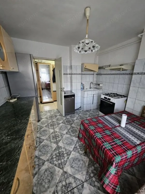 Apartament cu 3 camere mobilat si utilat - Calea Sagului