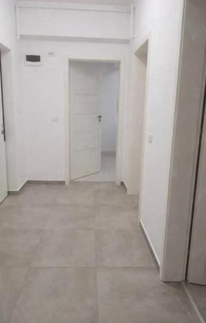 Vanzare apartament 2 camere - imagine 5