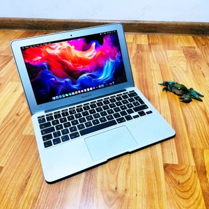 Laptop Apple MacBook Air, IntelCore i5, Tastatura Iluminata, Aluminiu UltraSlim, Livrare GRATUITA - imagine 2