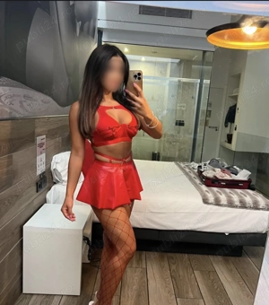 New girl in town ! Sexting! Party ! Show Web !Tantra Massage!erotic Massage ! 