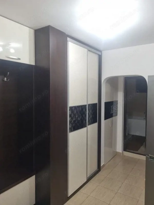 E3, etaj 2, decomandat, renovat, centrala termica - imagine 17