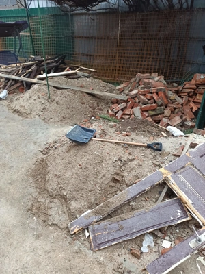 Moloz pentru umplutură și cărămidă folosită 