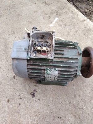 Motor electric