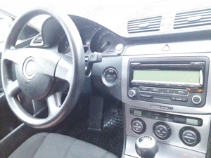Vanzare VW Passat 1.8 Benzină 2008  Manuală - imagine 4