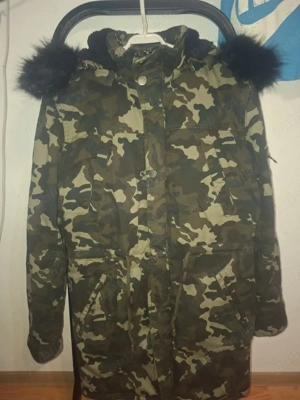 Geacă groasă Camuflaj, marca Vigoz,mărimea S. 