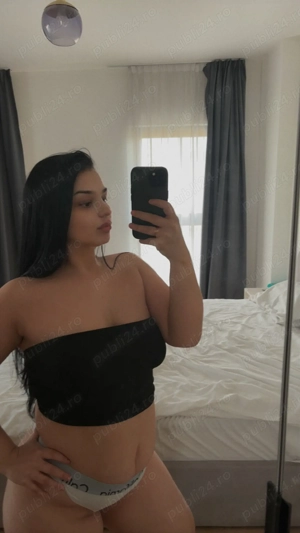 Bruneta sexy în orașul tau