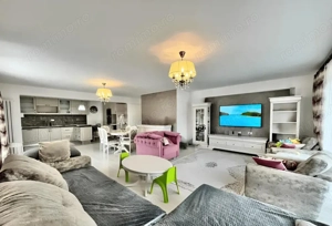 Apartament de 4 camere-Noua | 200 M.P. - imagine 4
