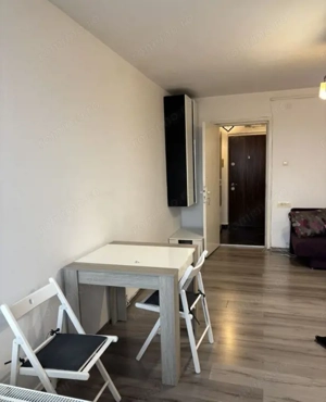 Garsoniera luminoasa-Astra