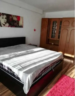 Apartament de 4 camere ( Decomandat )-Craiter