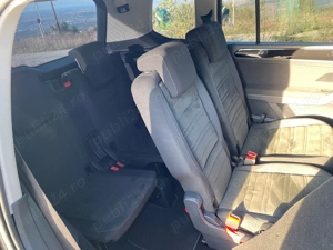 Vand Volkswagen Touran 2.0 TDI SCR Highline an 2016 - imagine 6