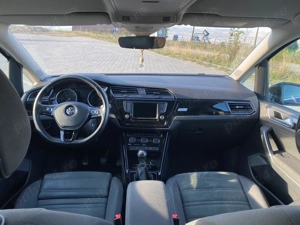 Vand Volkswagen Touran 2.0 TDI SCR Highline an 2016 - imagine 9