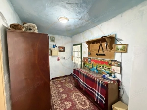 Casa Batraneasca la 8 km de Topoloveni - imagine 10