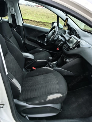 Peugeot 208 2016, 1.2 + GPL - imagine 8