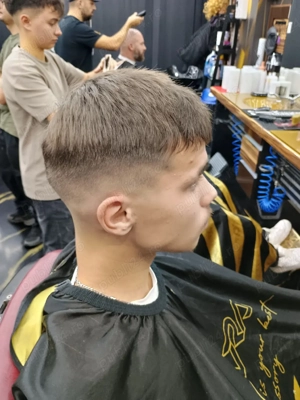 tuns frizer la domicilul Galați  - imagine 5