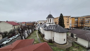 Vânzare apartament 3 camere *etaj 3* - Strada 1 Decembrie 1918 - zona Piața Mică - imagine 9