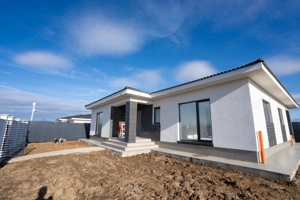 Casa noua cu 3 dormitoare 2 bai lângă inel metropolitan