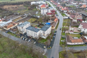 De vanzare apartament 2 camere in Buzias - imagine 11