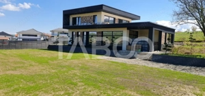 Casa individuala in natura terasa mare si piscina interioara Cisnadie - imagine 20