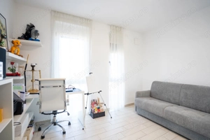 Apartment 3 camere, lux , zona Universității - imagine 5