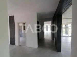 Casa individuala in natura terasa mare si piscina interioara Cisnadie - imagine 7