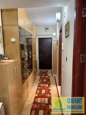 Casa de Cultura, decomandat, 2 camere, 61mp, gaze, mobilat