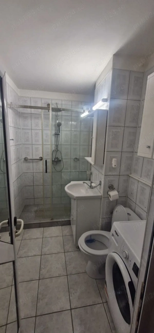 Vand apartament 2 camere in centrul oraşului Slobozia - imagine 5