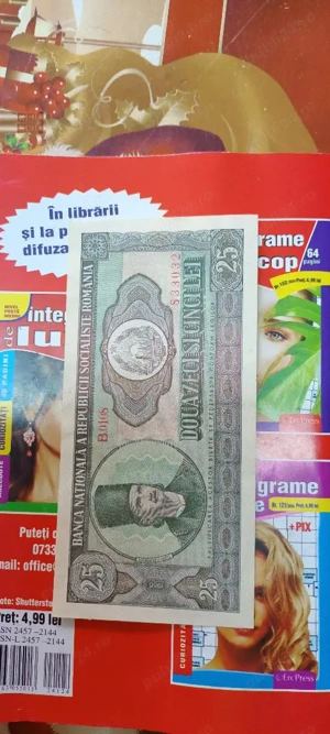 Vând bancnote vechi.