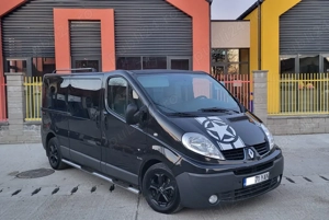 renault trafic extra-lung 8+1 locuri 2.0 Diesel 115 cp toate actele la zi fiscal pe loc 