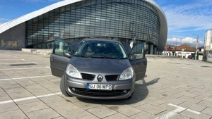 Renault Megane Scenic 1.5 dCi 2008 - imagine 6