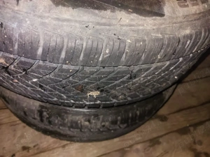 Vând cauciucuri 175/65/14 de iarnă