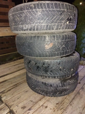 Vând cauciucuri 175/65/14 de iarnă - imagine 5