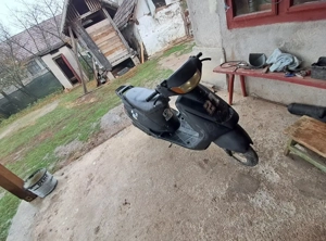 Vând scuter  - imagine 5