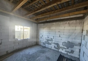 Casa parter la roșu Craiova 