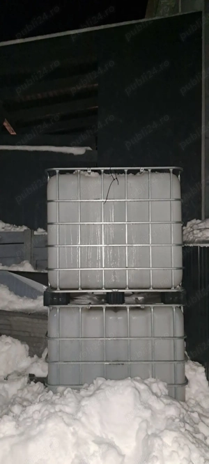 De vânzare bazin de 1000 de litri 