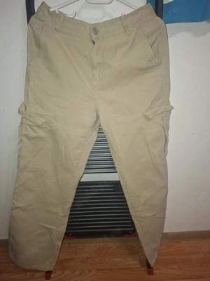 Pantaloni blug marca Pull&Bear,mărimea M. 