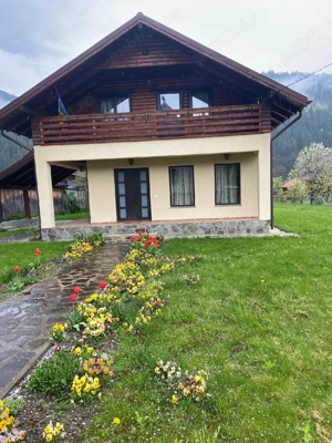 Proprietar ,Vand Vila linga Durau ,2200 mp teren ,129.000 Euro neg  - imagine 19